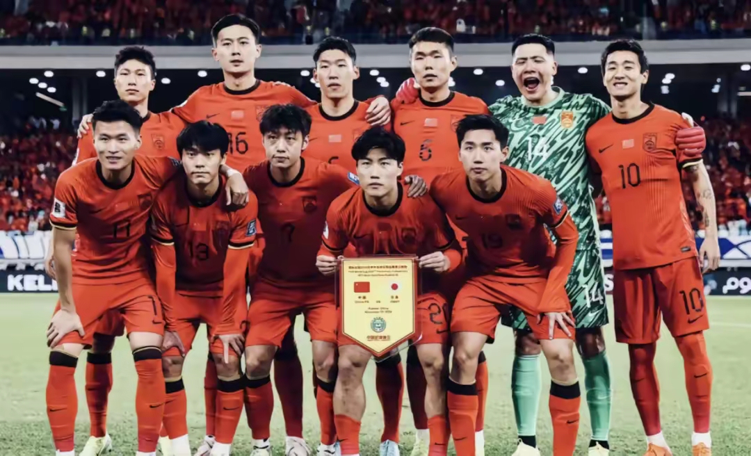 中国职业足球赛事中两支传统豪门交锋的简单介绍
