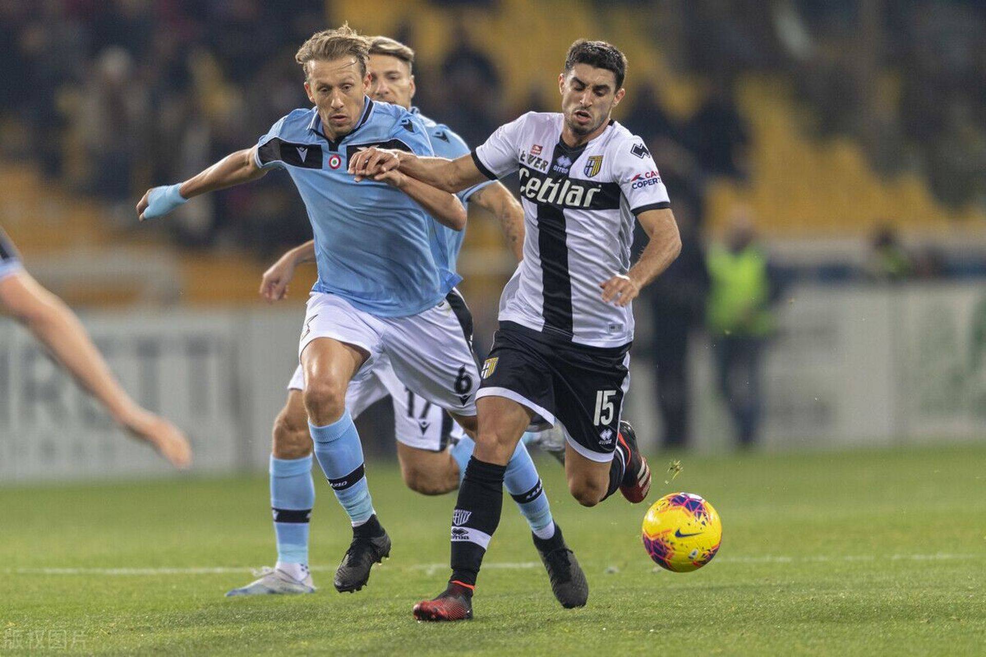 华体会官方入口-意甲球队派出新阵容迎战强敌，决战中场的简单介绍