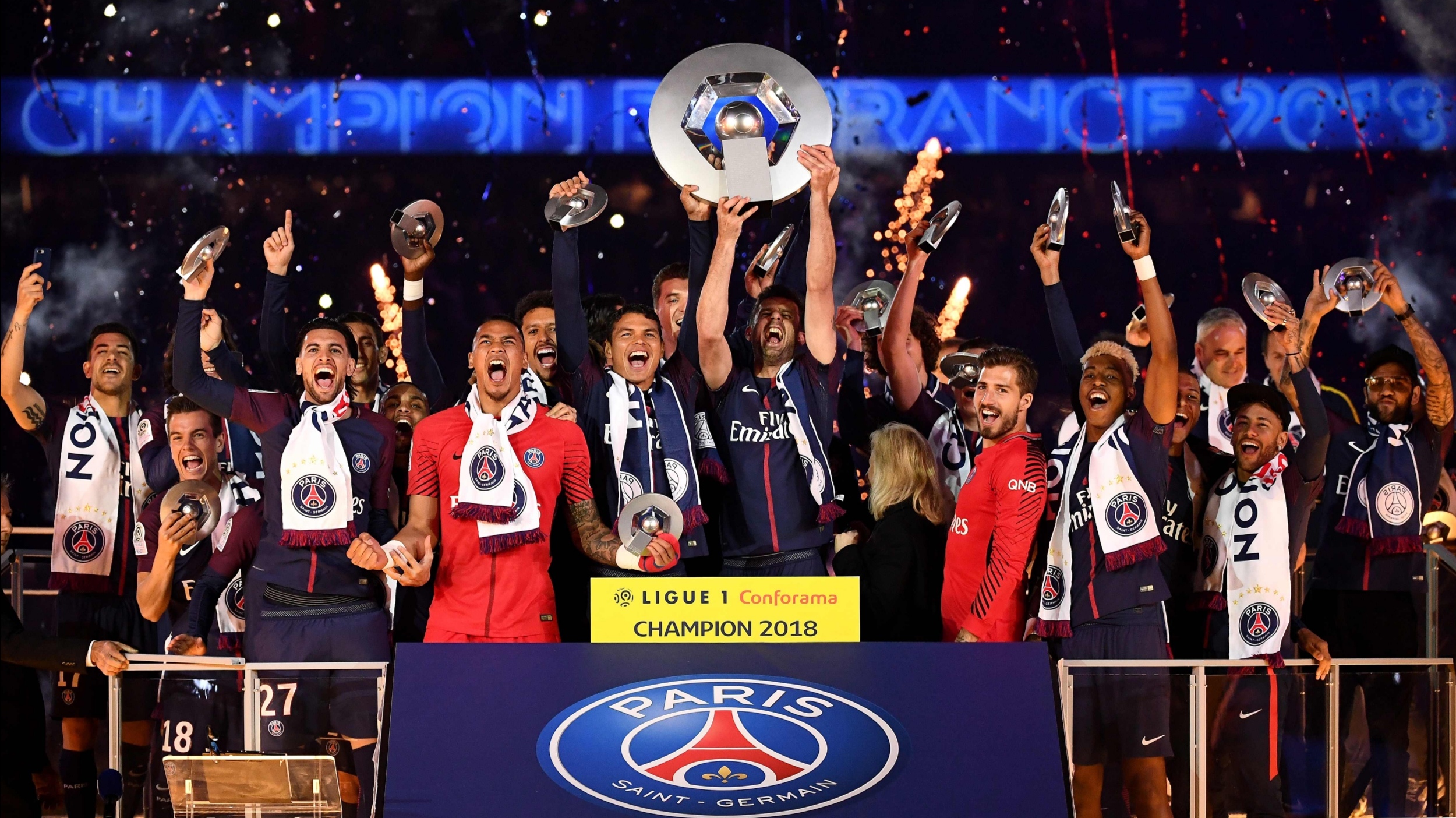 包含足球明星们汇聚欧洲赛场,赛事精彩纷呈的词条 包含足球明星们汇聚欧洲赛场,赛事精彩纷呈的词条