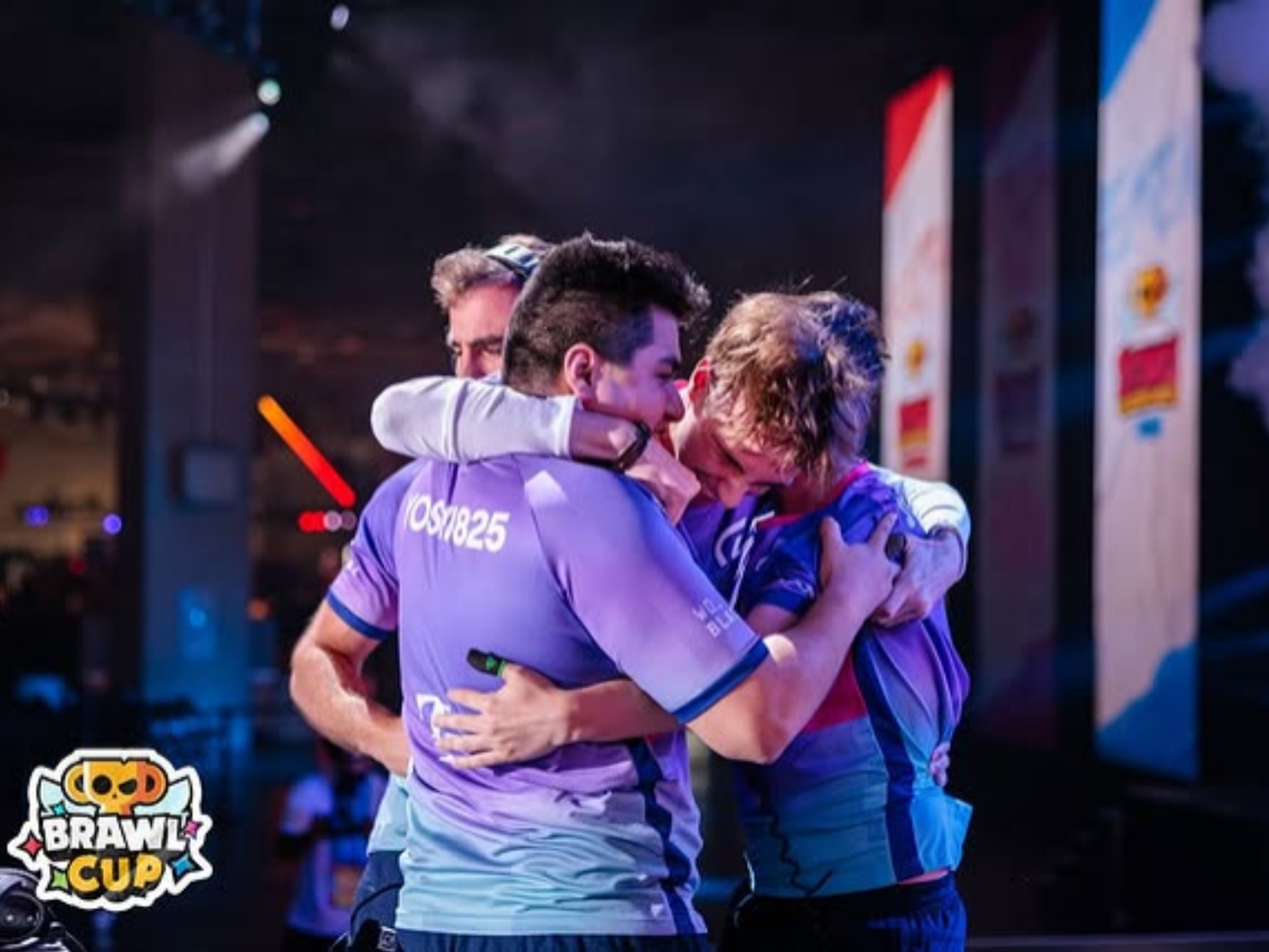 包含塔吉克斯坦队在比赛中展现团队合作,取得胜利的词条 包含塔吉克斯坦队在比赛中展现团队合作,取得胜利的词条