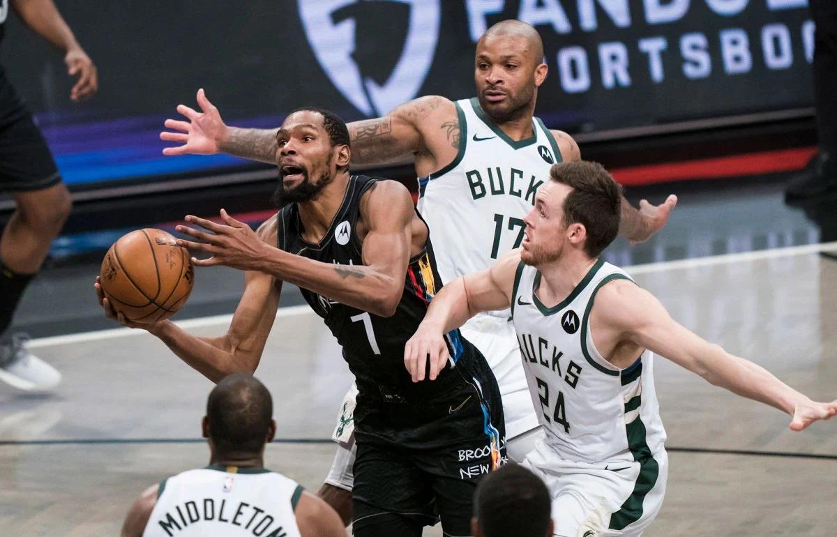 篮网主场大胜，引领全队实力