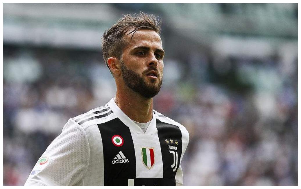 华体会网页版入口-皮亚尼奇回应传闻：我留在尤文图斯是因为对冠军的渴望