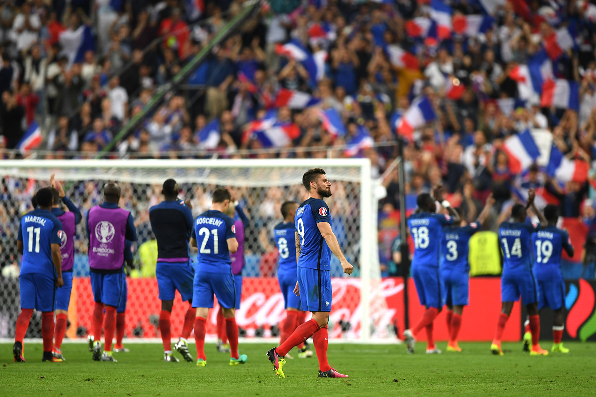 克罗地亚队与西班牙大战一触即发