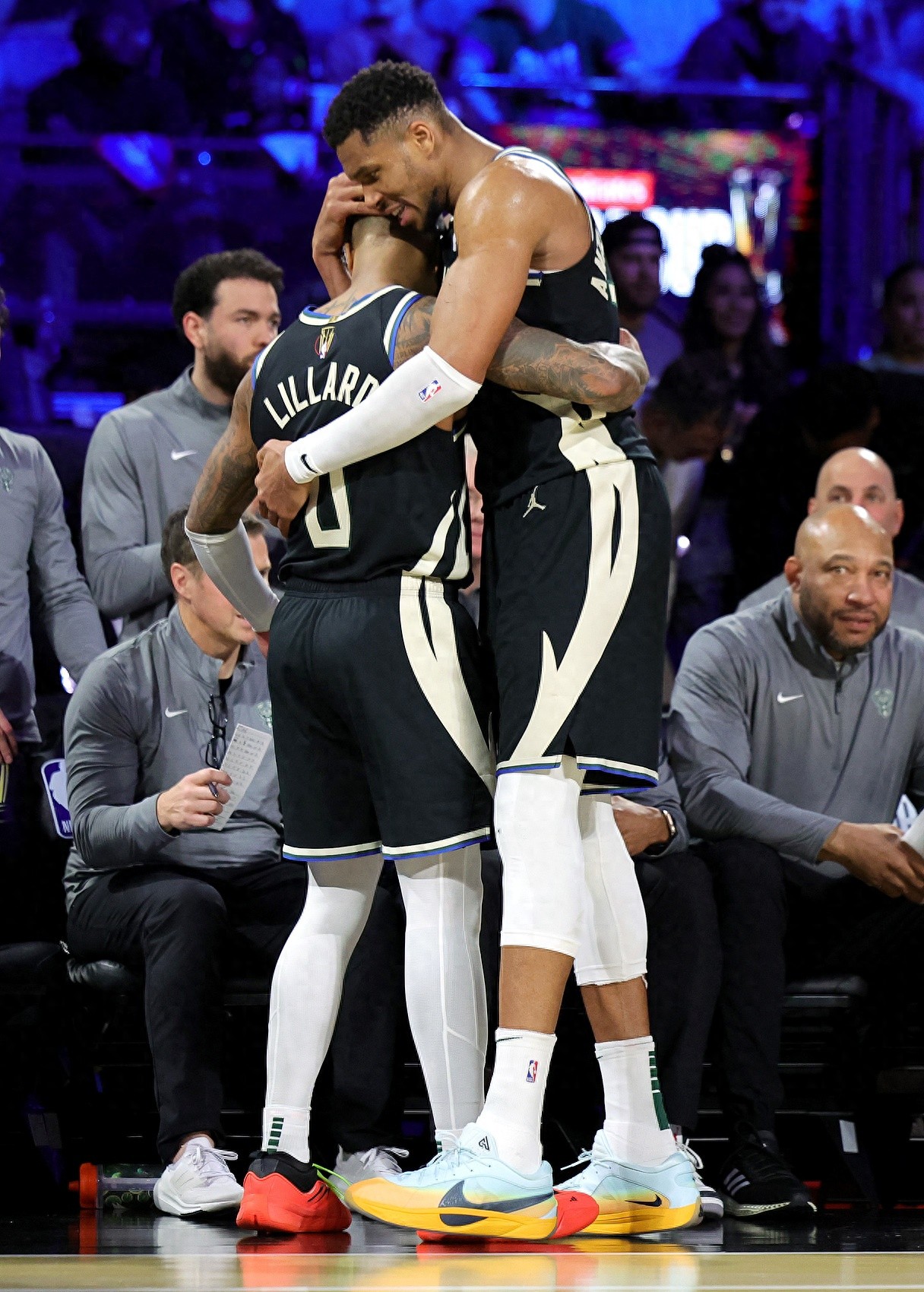 华体会中国官网-雄鹿主场击败森林狼,保持两连胜