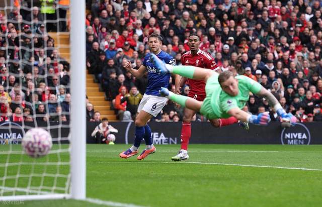 华体会网站-利物浦球星传出伤兆,教练组紧急应对的简单介绍