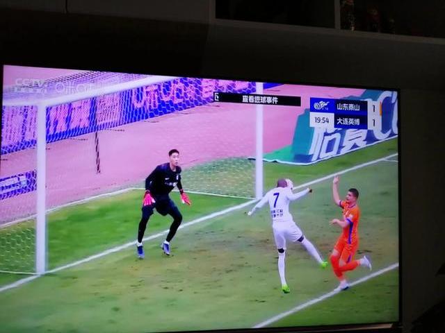 天津泰达战平大连一方,双方互不相让展现出色的简单介绍 天津泰达战平大连一方,双方互不相让展现出色的简单介绍